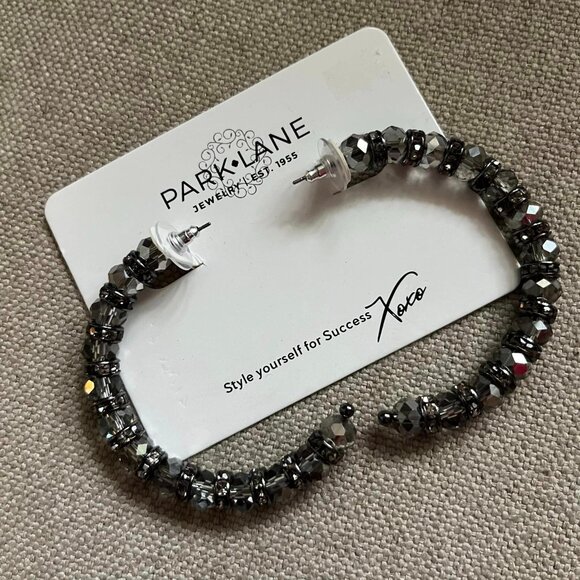 Wonderland Hoops - Black - Picture 2 of 2